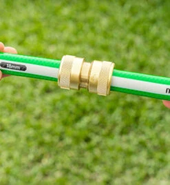18mm Hi-Flo EZ Brass Hose Joiner 7 18mm Hi-Flo EZ Brass Hose Joiner -Garden Bliss neta 18mm ez brass hose joiner 3 67468.1707261949